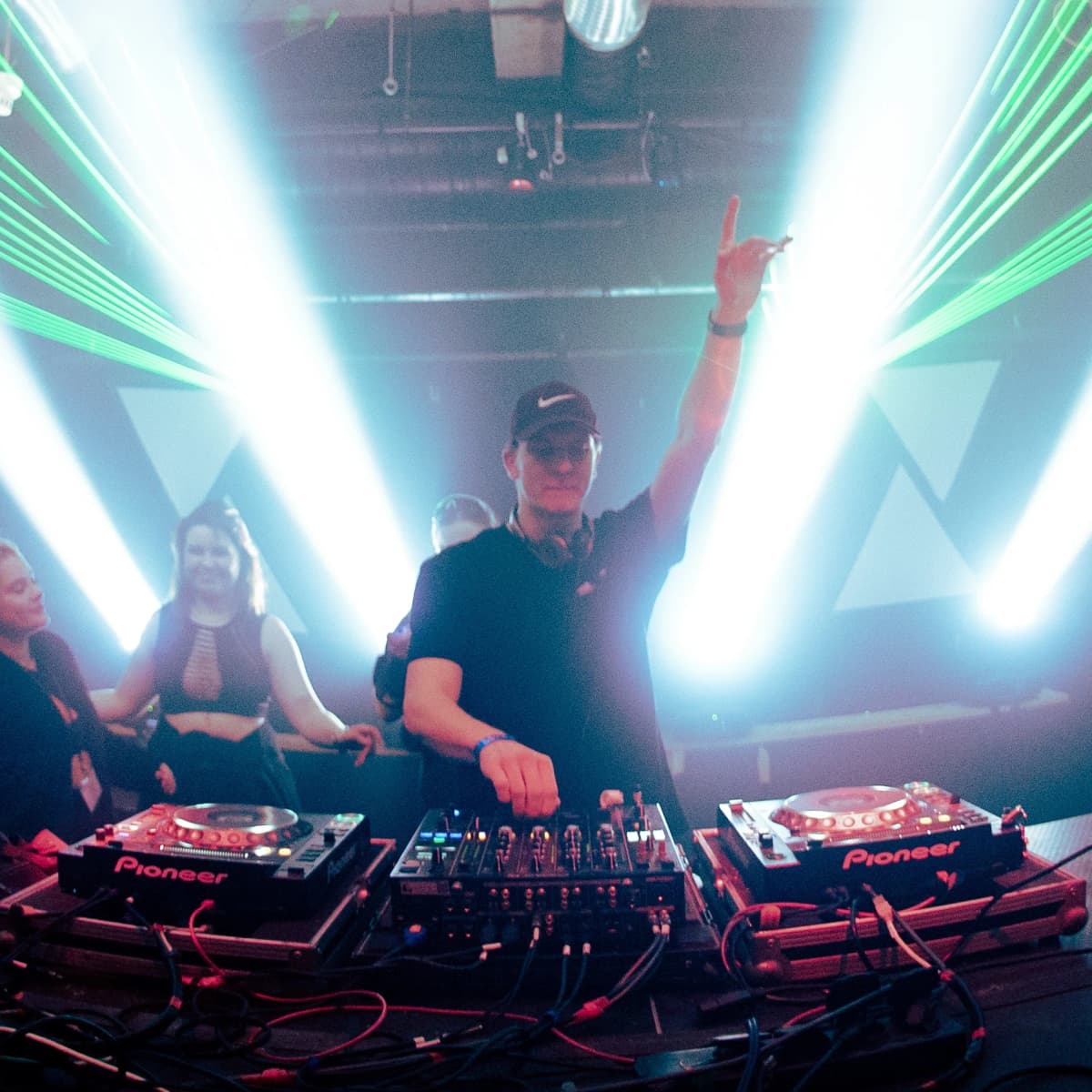 DJ BenGalo profile photo